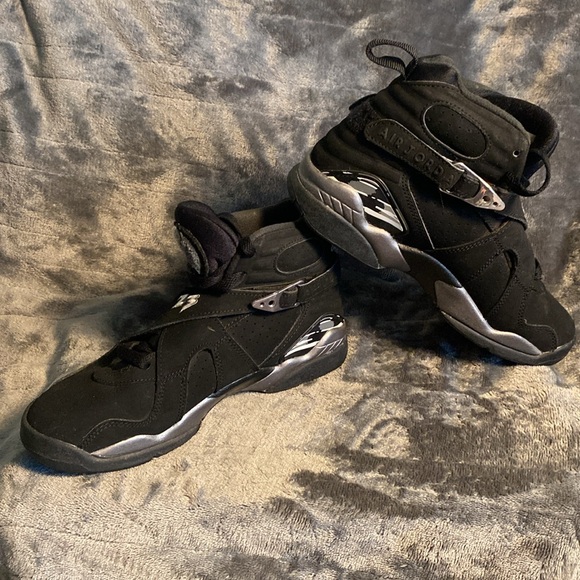 Nike Air Jordan 8 Retro “Chrome” - Picture 4 of 9